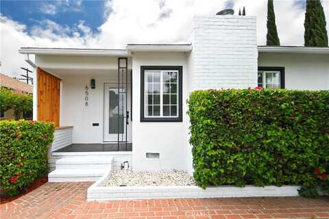 6508 Blewett Avenue, Lake Balboa, CA 91406