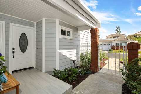 23245 Villena, Mission Viejo, CA 92692