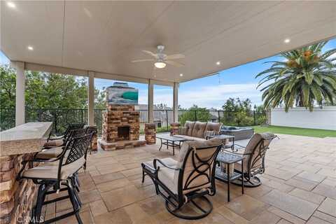 21421 Birdhollow Drive, Rancho Santa Margarita, CA 92679