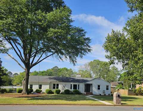 2205 Pennylane SE, Decatur, AL 35601