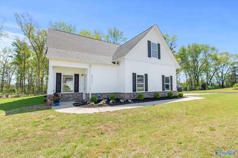 15176 Blendor Crooks, Athens, AL 35611