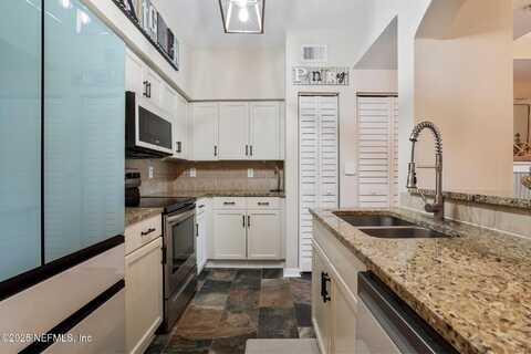 10435 MIDTOWN Parkway, Jacksonville, FL 32246