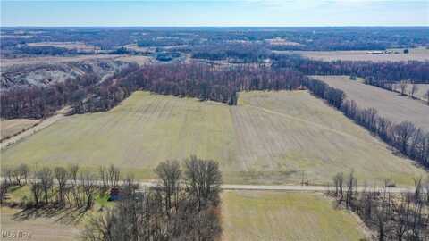 Kansas Road, Poland, OH 44436