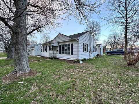 3044 Columbus Avenue, Ashtabula, OH 44004