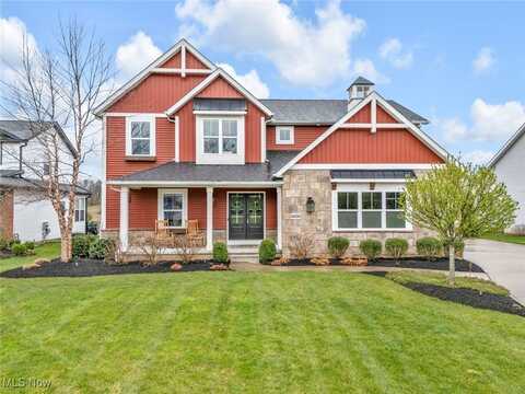 5600 Shadow Ridge Circle NW, North Canton, OH 44720