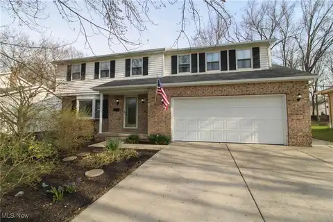 1826 Alverne Drive, Youngstown, OH 44514