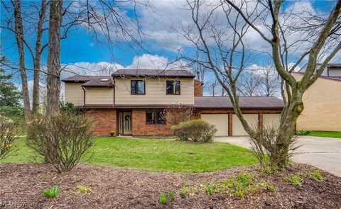 308 Guys Run Road, Coventry, OH 44319
