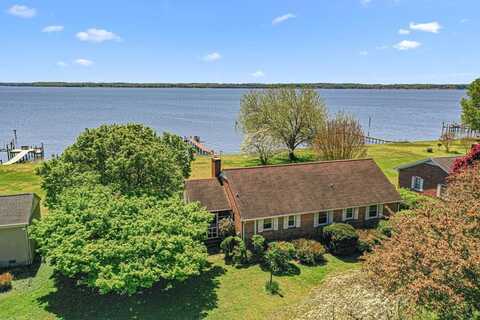 276 Bamboo Lane, Sharps, VA 22548