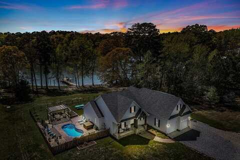 193 Hall Farm Drive, Heathsville, VA 22579
