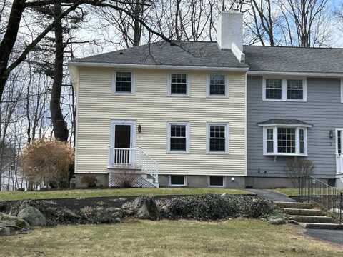 41 Boulder Brook Drive, Exeter, NH 03833