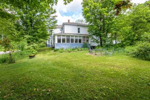 77 Maple Street, Barton, VT 05846