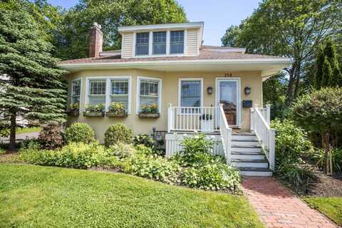 238 Willard Avenue, Portsmouth, NH 03801
