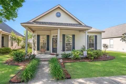 250 COTTAGE GREEN Lane, Covington, LA 70435