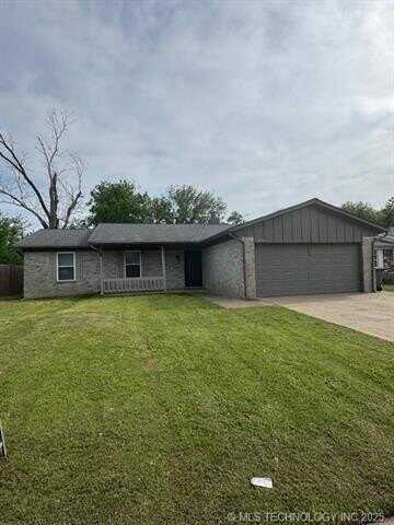 12442 E 34th Street S, Tulsa, OK 74146