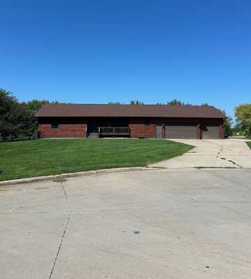 1305 OverDrive, Vermillion, SD 57069