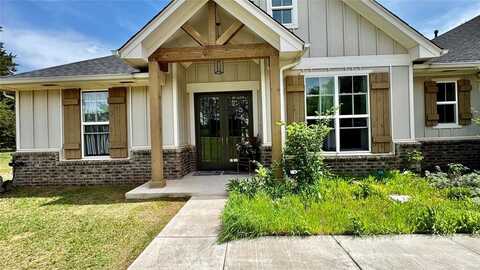 940 S May Avenue, Guthrie, OK 73044
