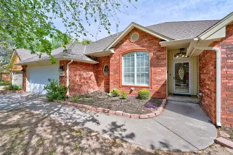 5005 Deerhurst Drive, Norman, OK 73072