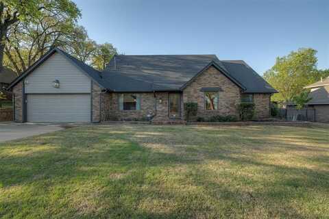 3804 Chickasha, Edmond, OK 73013