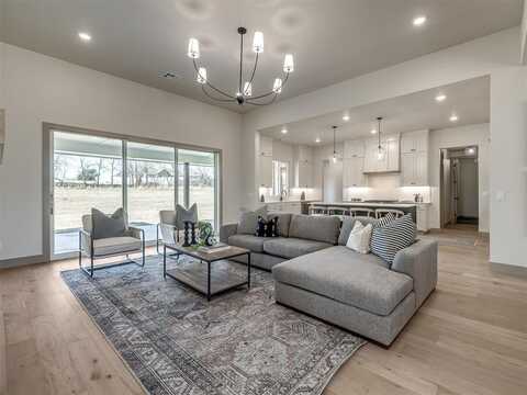 1529 Pedras Place, Newcastle, OK 73065
