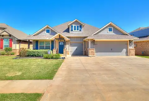 917 NE 34th Terrace, Moore, OK 73160