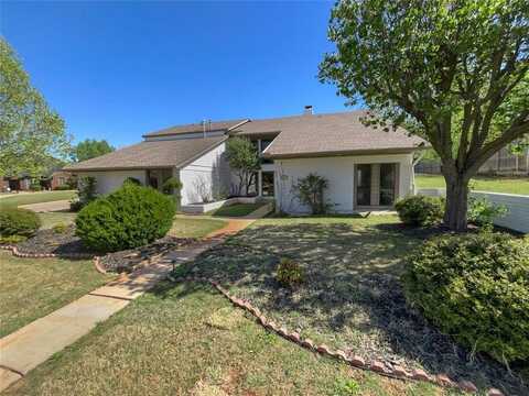 829 Glenridge Drive, Edmond, OK 73013