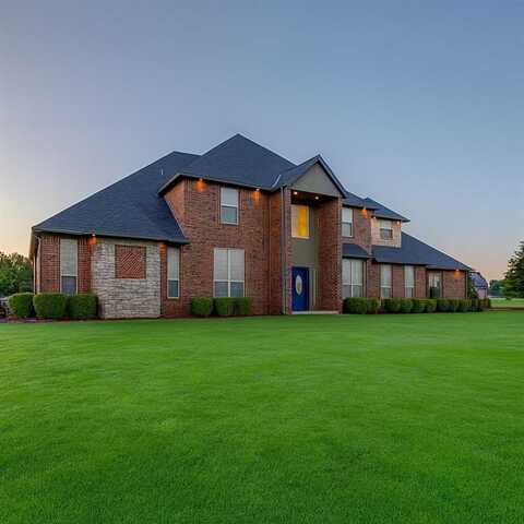 9340 Bear Creek Road, Guthrie, OK 73044