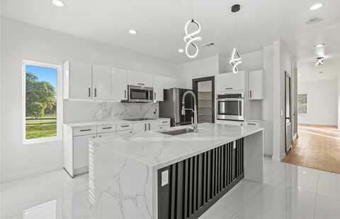 2212 Anderson Street, Dallas, TX 75215