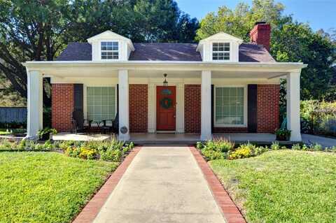 2924 6th Avenue, Fort Worth, TX 76110