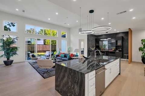 3813 Cortez Drive, Dallas, TX 75220