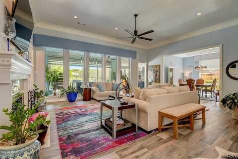 5211 Vicksburg Drive, Arlington, TX 76017