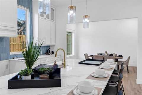 5940 Bryan Parkway, Dallas, TX 75206