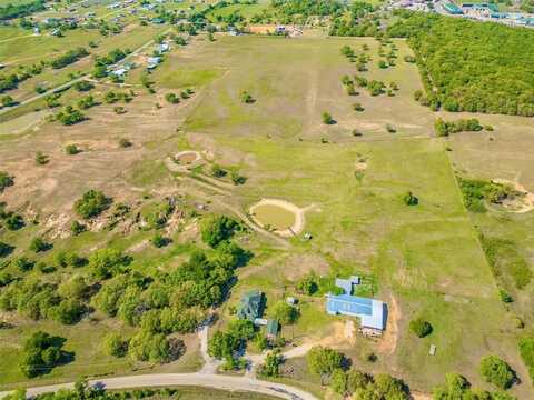 1330 Midway Drive, Springtown, TX 76082
