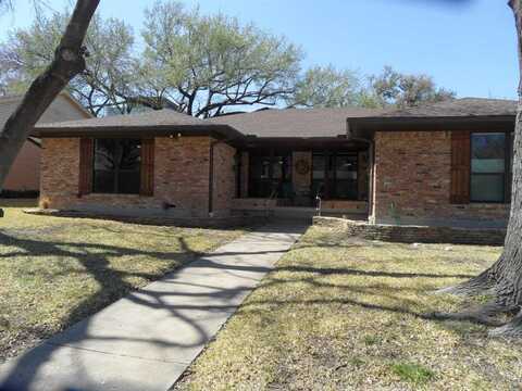 7033 Kingsbury Drive, Dallas, TX 75231