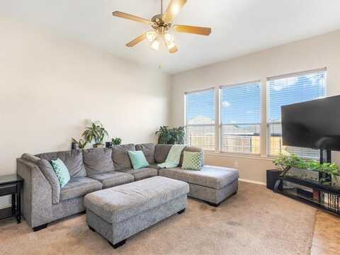 2401 Forest Creek Drive, Fort Worth, TX 76123