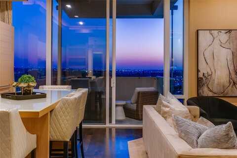 2408 Victory Park Lane, Dallas, TX 75219
