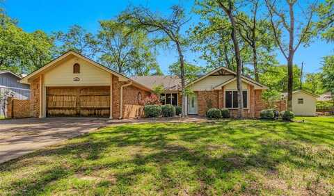 223 Enchanted Drive, Enchanted Oaks, TX 75156