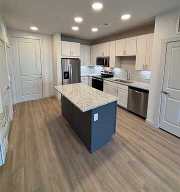 3751 Central Expressway, McKinney, TX 75070