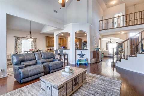609 Sunrise Drive, Kennedale, TX 76060