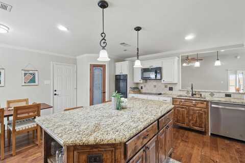 7732 Sagebrush Court N, North Richland Hills, TX 76182