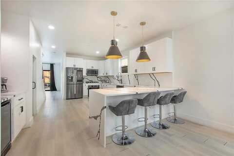 911 Turner Avenue, Dallas, TX 75208