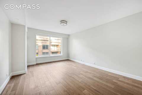 200 East 69th Street, New York, NY 10021