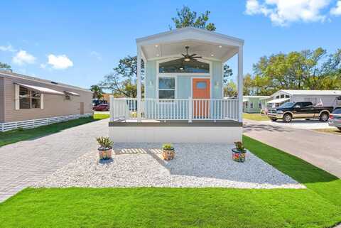 12121 Vonn Rd., Largo, FL 33774