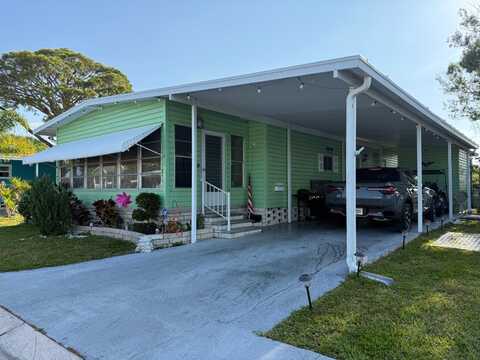 7001 142nd Avenue, Largo, FL 33771