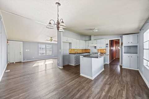 3255 Bonaventure Blvd S, Fort Worth, TX 76140