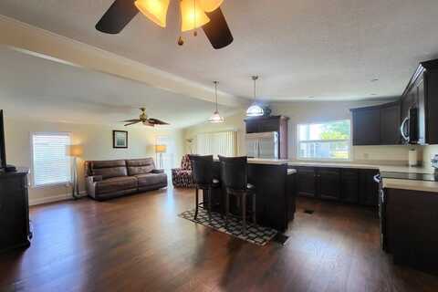 5545 Stonehaven Lane, Sarasota, FL 34233