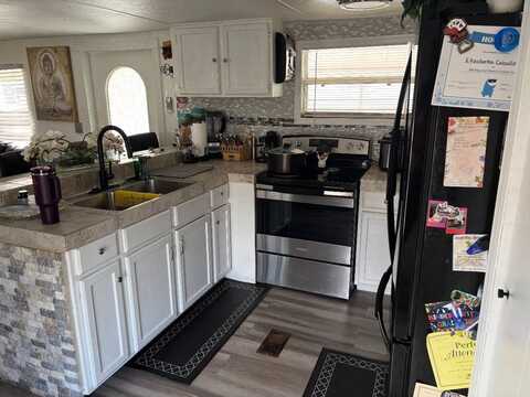 9734 OAKS ST., TAMPA, FL 33635