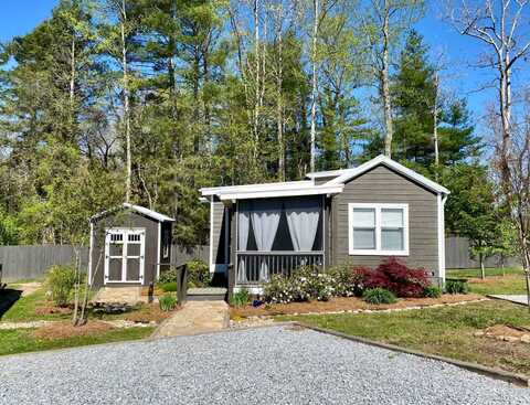 56 Highland Hollow Lane, Flat Rock, NC 28731
