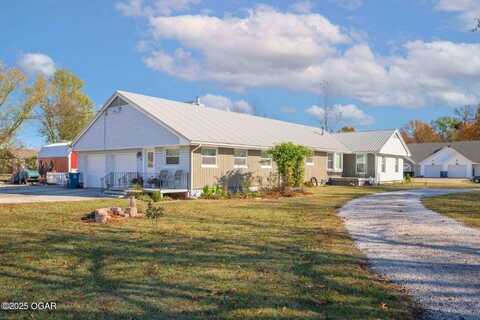 940 Industrial Drive, Neosho, MO 64850
