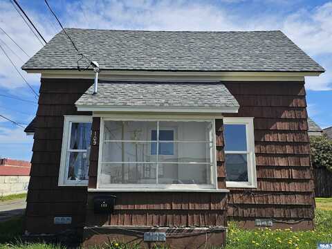 109 N Francis, Port Angeles, WA 98362