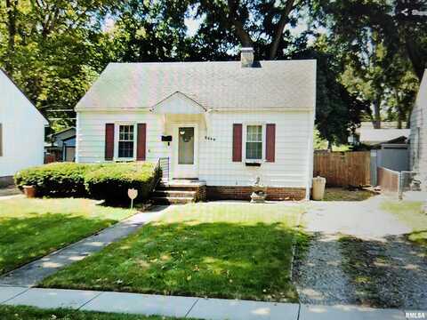 2549 S 4TH Avenue, Springfield, IL 62703